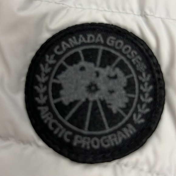 Women’s Canada Goose Richmond down hoody black label jacket - Silver - Picture 4 of 6